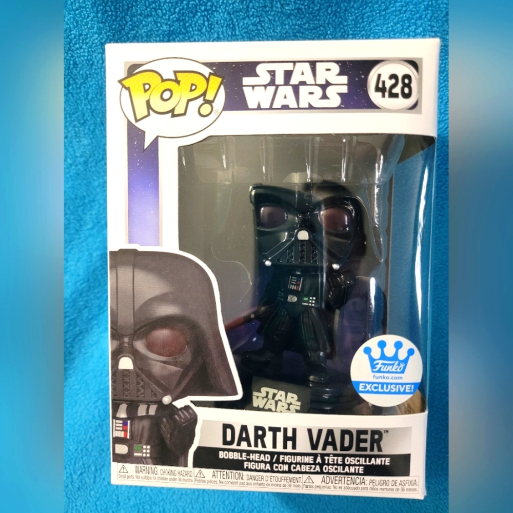 Funko POP! Darth Vader #428 Fist Pose Funko Shop Exclusive NEVER OPENED! NEW!